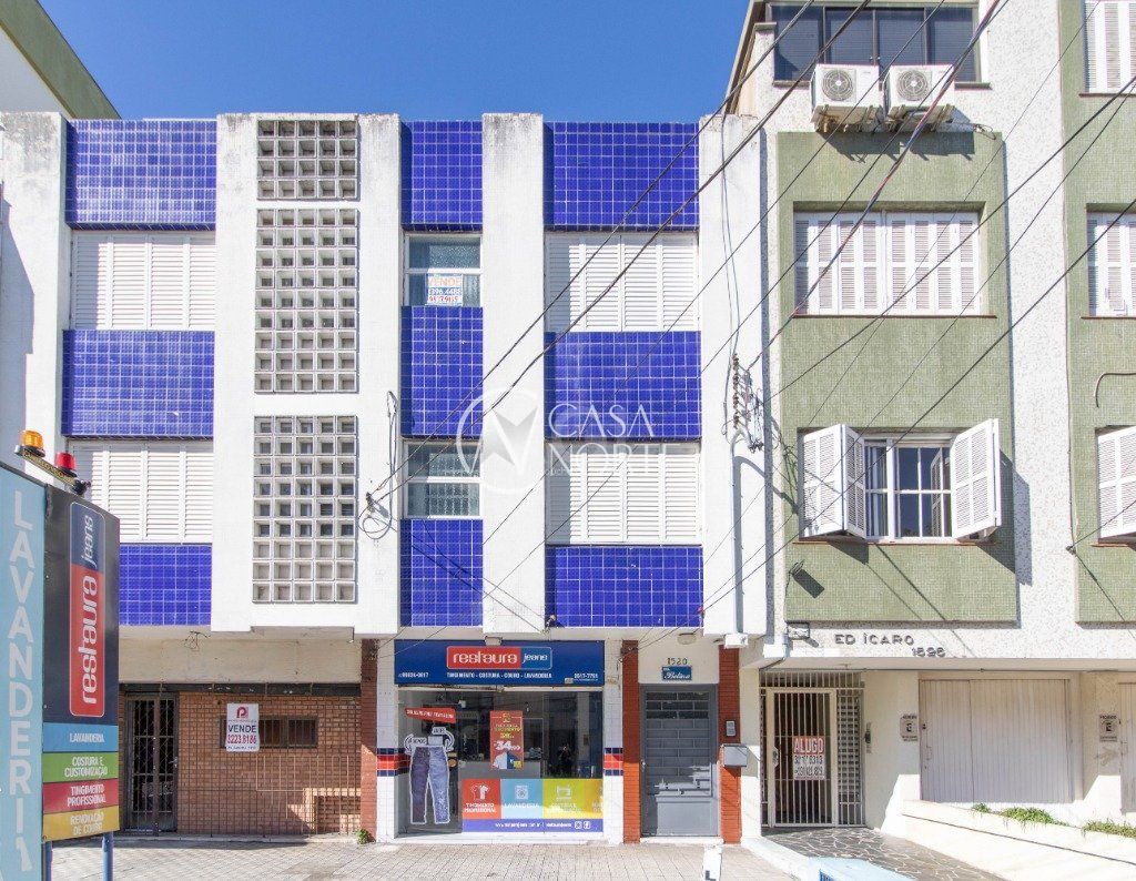 Apartamento à venda com 1 quarto, 28m², Avenida da Azenha no bairro Azenha em Porto Alegre