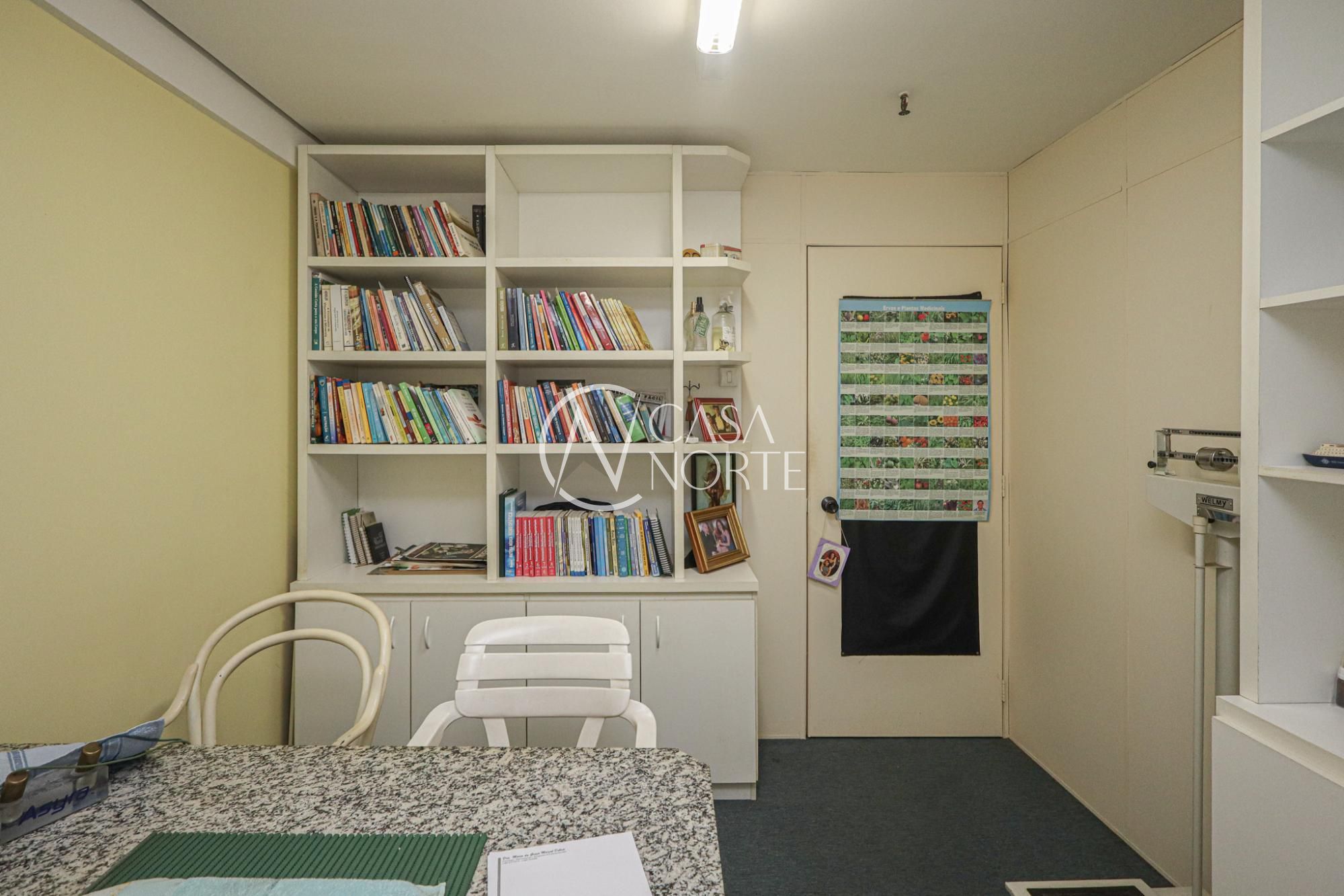 Sala Comercial à venda com 2 quartos, 26m², Avenida Cristovão Colombo no bairro Floresta em Porto Alegre