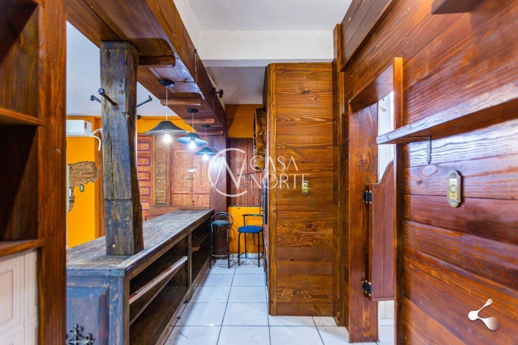 Casa à venda com 3 quartos, 500m², 3 suítes, 4 vagas, Avenida Benno Mentz no bairro Vila Ipiranga em Porto Alegre