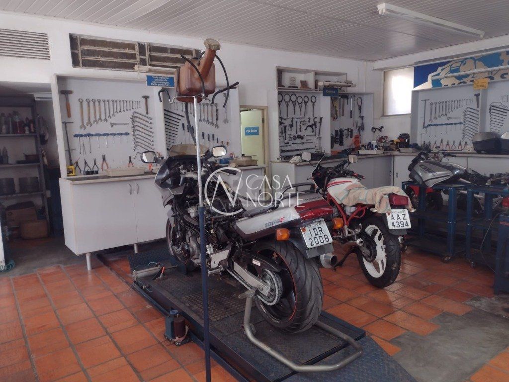 Loja à venda , 621m², Rua Almirante Barroso no bairro Floresta em Porto Alegre