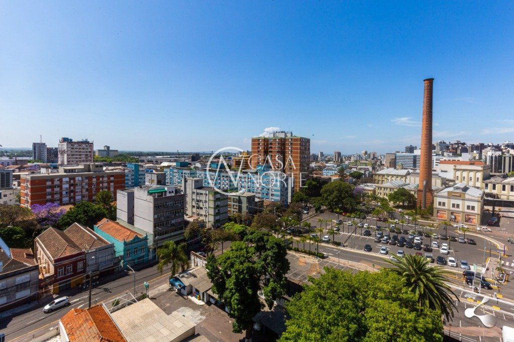 Cobertura à venda com 3 quartos, 156m², 1 suíte, 1 vaga, Avenida Cristovao Colombo no bairro Floresta em Porto Alegre