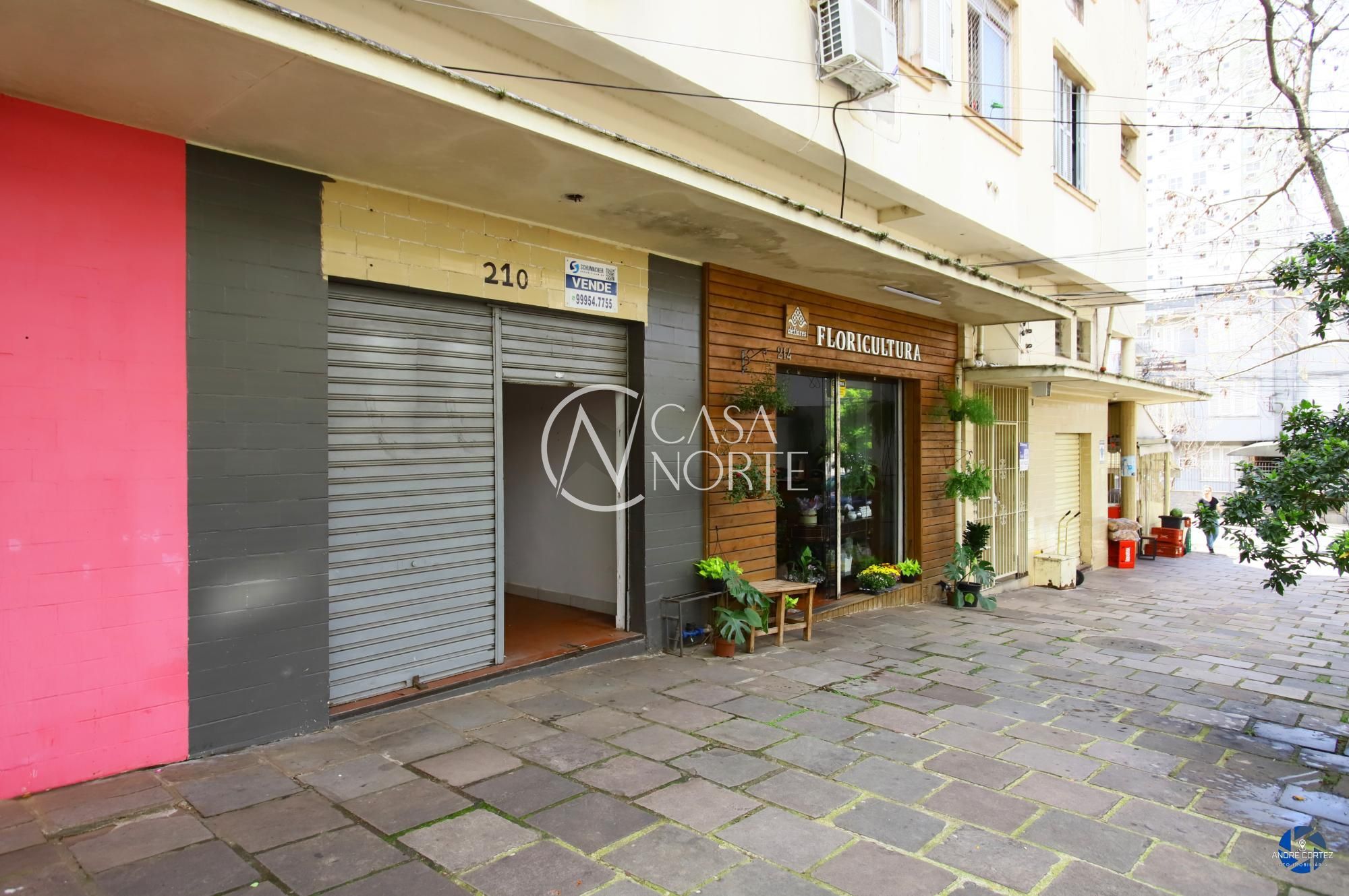 Loja à venda com 1 quarto, 33m², Avenida Taquara no bairro Petrópolis em Porto Alegre