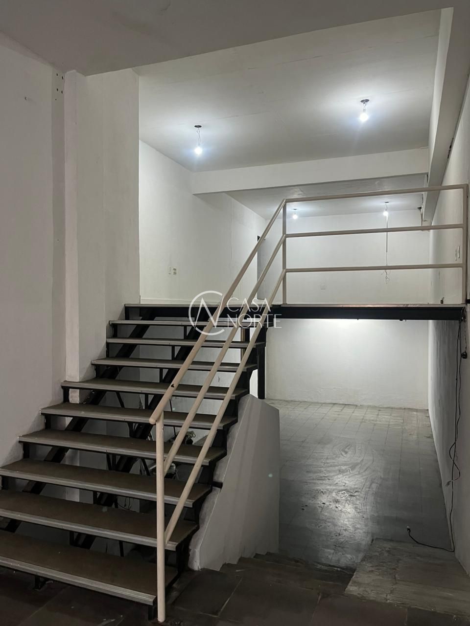 Loja à venda com 2 quartos, 105m², 3 vagas, Rua Coronel Vicente no bairro Centro Histórico em Porto Alegre