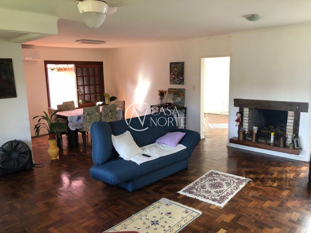 Casa à venda com 5 quartos, 230m², 2 suítes, 5 vagas, Avenida Saul Nonnenmacher no bairro Ipanema em Porto Alegre