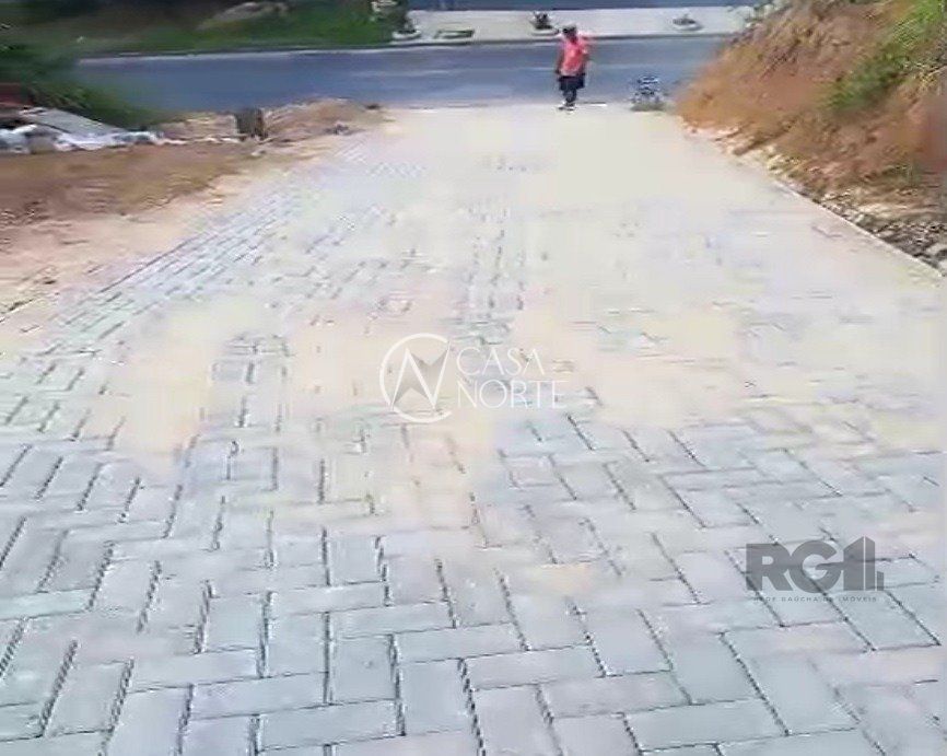 Terreno à venda  com 2450m², Estrada Jorge Pereira Nunes no bairro Campo Novo em Porto Alegre