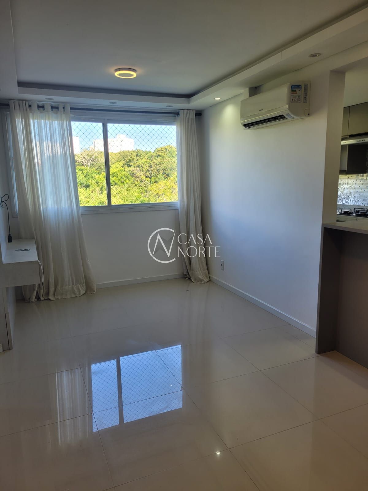 Apartamento à venda com 2 quartos, 47m², 1 vaga, Avenida Rodrigues da Fonseca no bairro Vila Nova em Porto Alegre