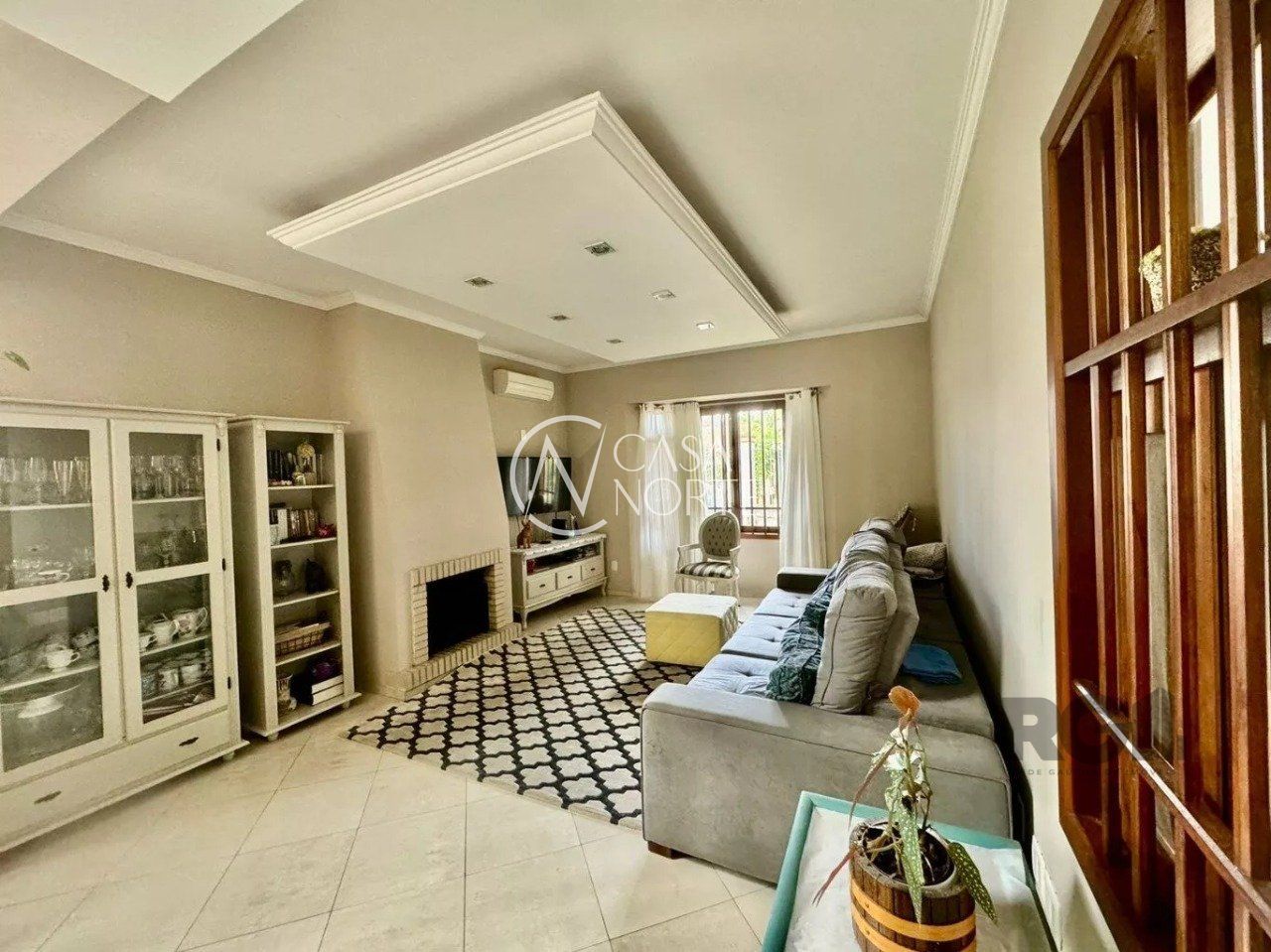 Casa à venda com 3 quartos, 144m², 1 suíte, 2 vagas, Rua Balthazar Hahn no bairro Ipanema em Porto Alegre