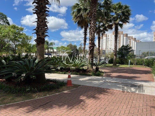 Apartamento à venda com 2 quartos, 56m², 1 suíte, 1 vaga, Rua Jerônymo Zelmanovitz no bairro São Sebastião em Porto Alegre