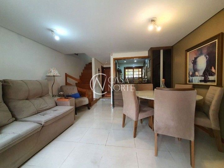 Casa à venda com 3 quartos, 163m², 1 suíte, 2 vagas, Rua Doutor Mário Totta no bairro Tristeza em Porto Alegre