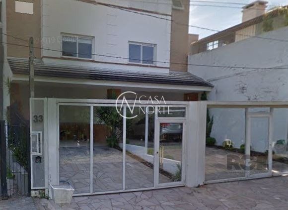 Casa de Condomínio à venda com 3 quartos, 296m², 1 suíte, 3 vagas, Rua Doutor David de Azevedo Gusmão no bairro Jardim Isabel em Porto Alegre