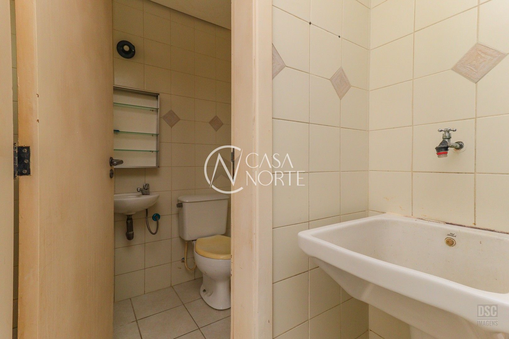 Apartamento à venda com 3 quartos, 124m², 1 suíte, 2 vagas, Avenida Borges de Medeiros no bairro Praia de Belas em Porto Alegre