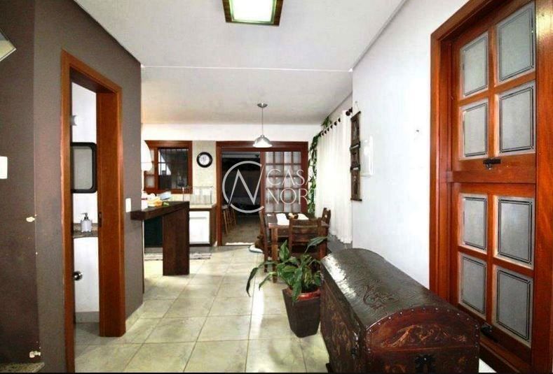 Casa à venda com 3 quartos, 112m², 1 suíte, 2 vagas, Rua Doutor Hermes Pacheco no bairro Aberta dos Morros em Porto Alegre