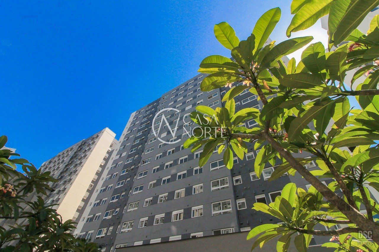 Apartamento à venda com 2 quartos, 56m², 1 suíte, 1 vaga, Rua Jerônymo Zelmanovitz no bairro São Sebastião em Porto Alegre