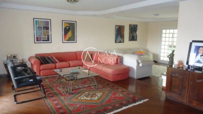 Casa à venda com 4 quartos, 400m², 1 suíte, 4 vagas, Rua Aluizio de Azevedo no bairro Jardim Sabará em Porto Alegre