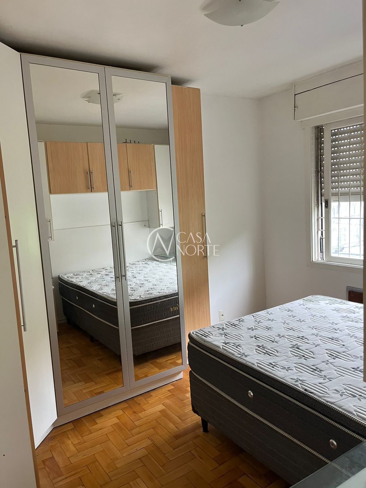 Apartamento à venda com 1 quarto, 45m², Rua Jacinto Gomes no bairro Santana em Porto Alegre