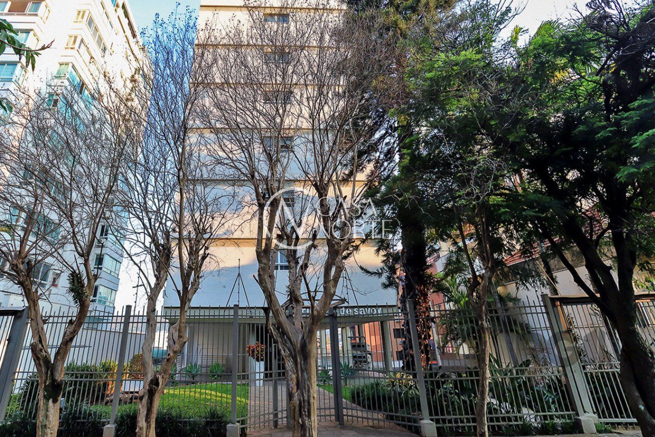 Apartamento à venda com 3 quartos, 144m², 2 suítes, 2 vagas, Rua Riveira no bairro Petrópolis em Porto Alegre