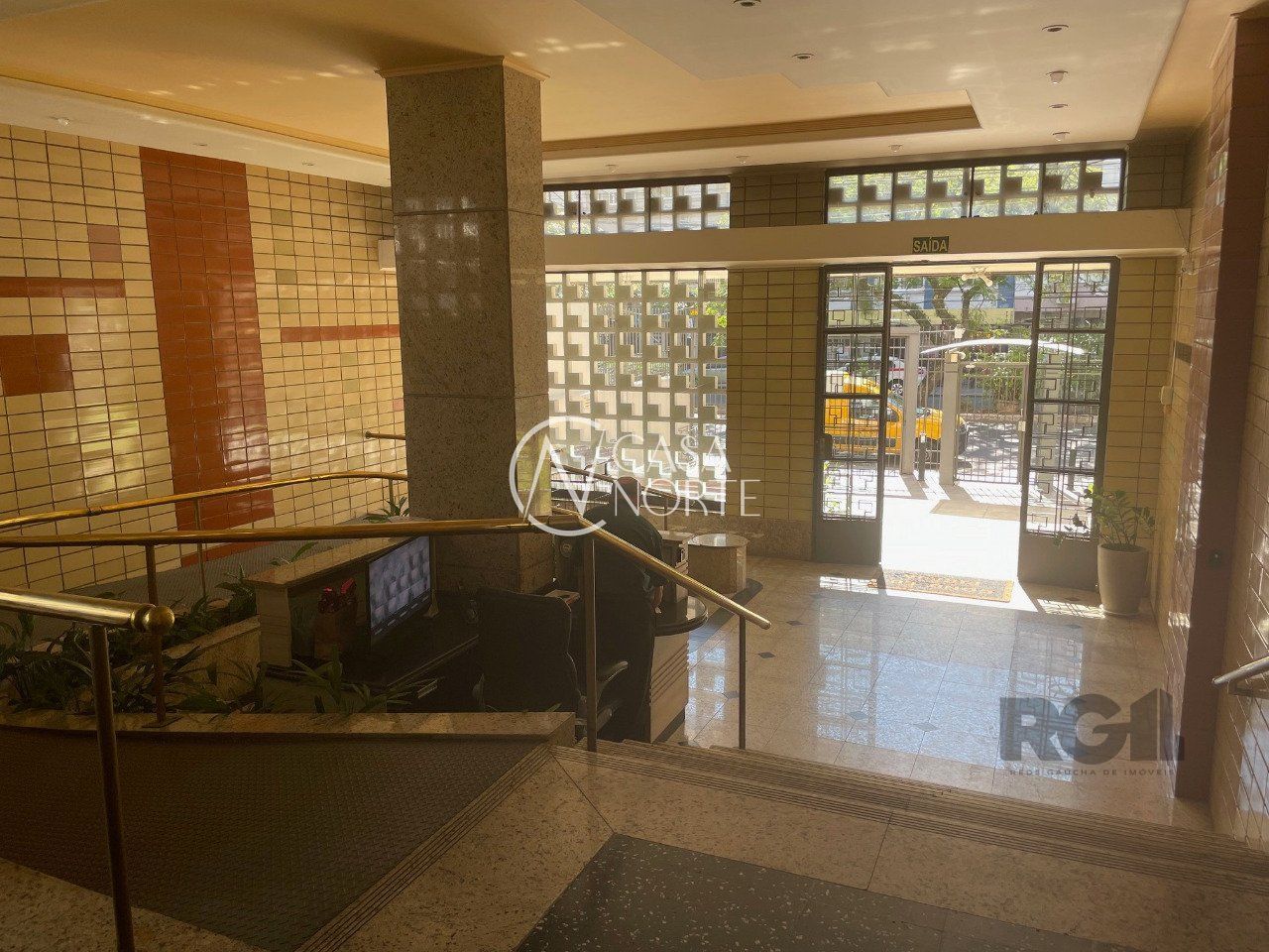 Apartamento à venda com 3 quartos, 145m², Avenida Venâncio Aires no bairro Santana em Porto Alegre