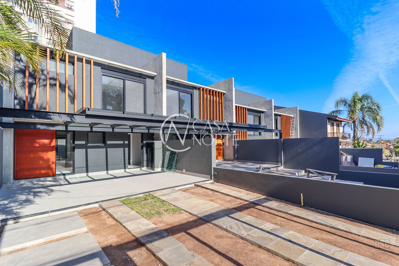 Casa à venda com 3 quartos, 177m², 3 suítes, 2 vagas, Rua Almirante Delamare no bairro Tristeza em Porto Alegre