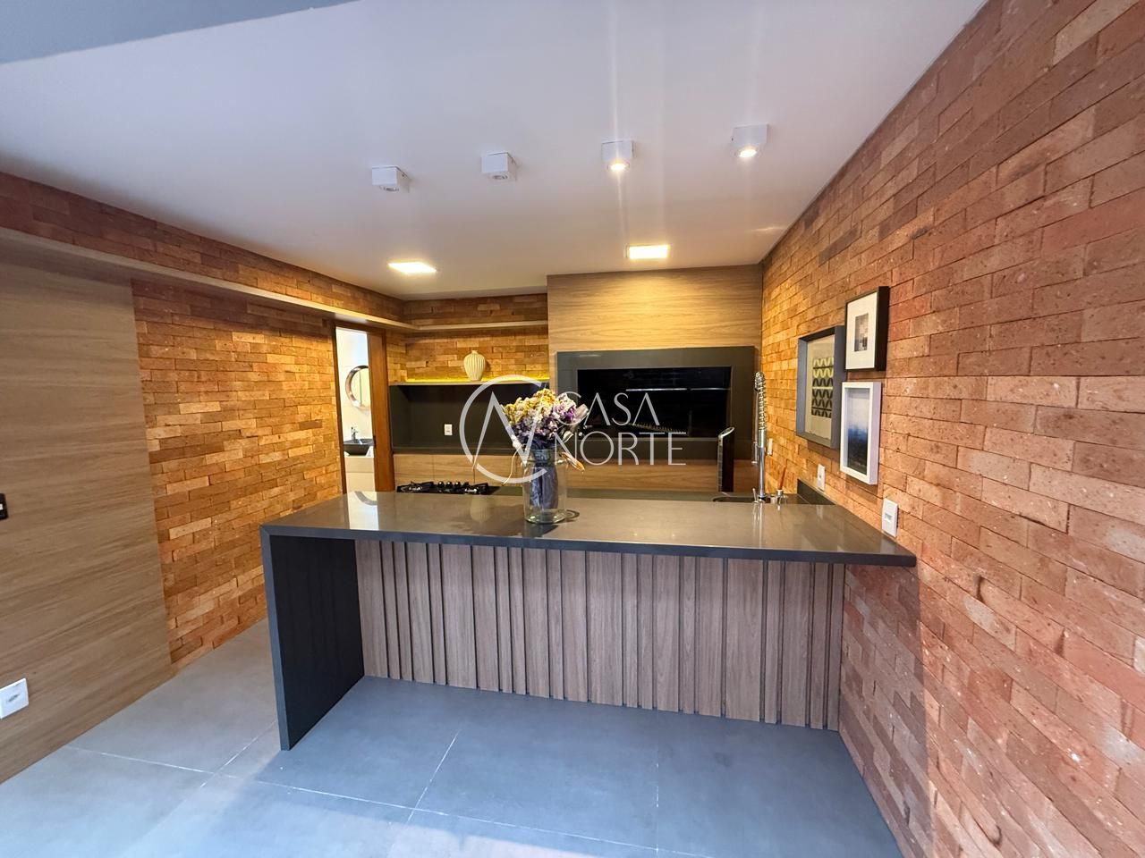 Casa de Condomínio à venda com 3 quartos, 159m², 1 suíte, 2 vagas, Dr, Barcelos no bairro Tristeza em Porto Alegre