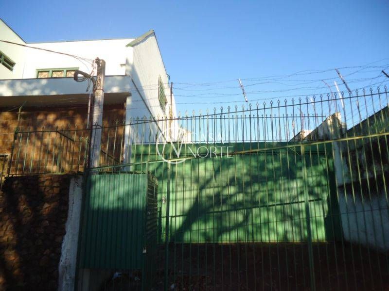 Casa Comercial à venda com 5 quartos, 400m², 1 suíte, 4 vagas, Rua Marechal Hermes no bairro Camaquã em Porto Alegre