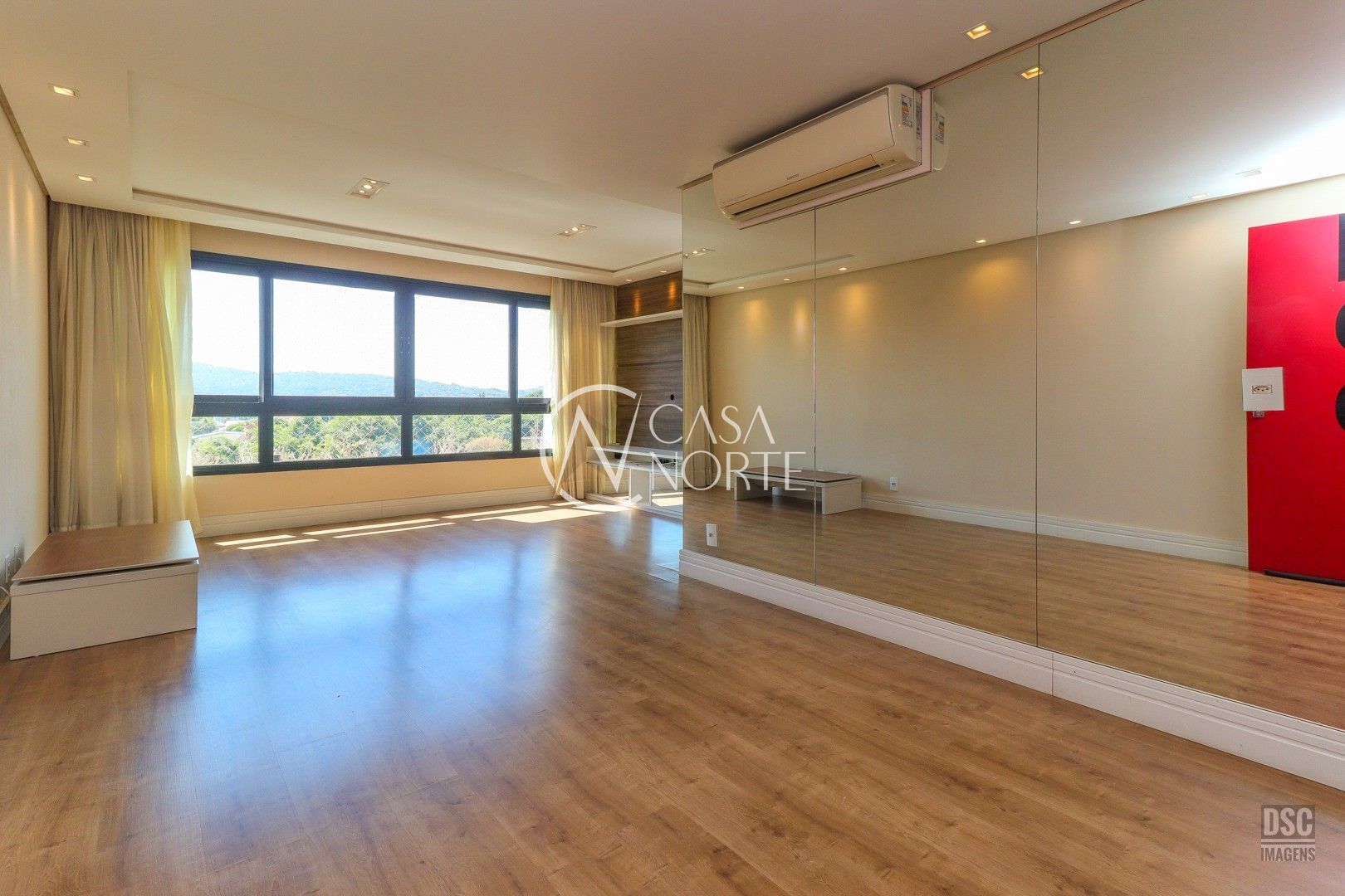 Apartamento à venda com 3 quartos, 83m², 1 suíte, 2 vagas, Rua Marechal Hermes no bairro Tristeza em Porto Alegre