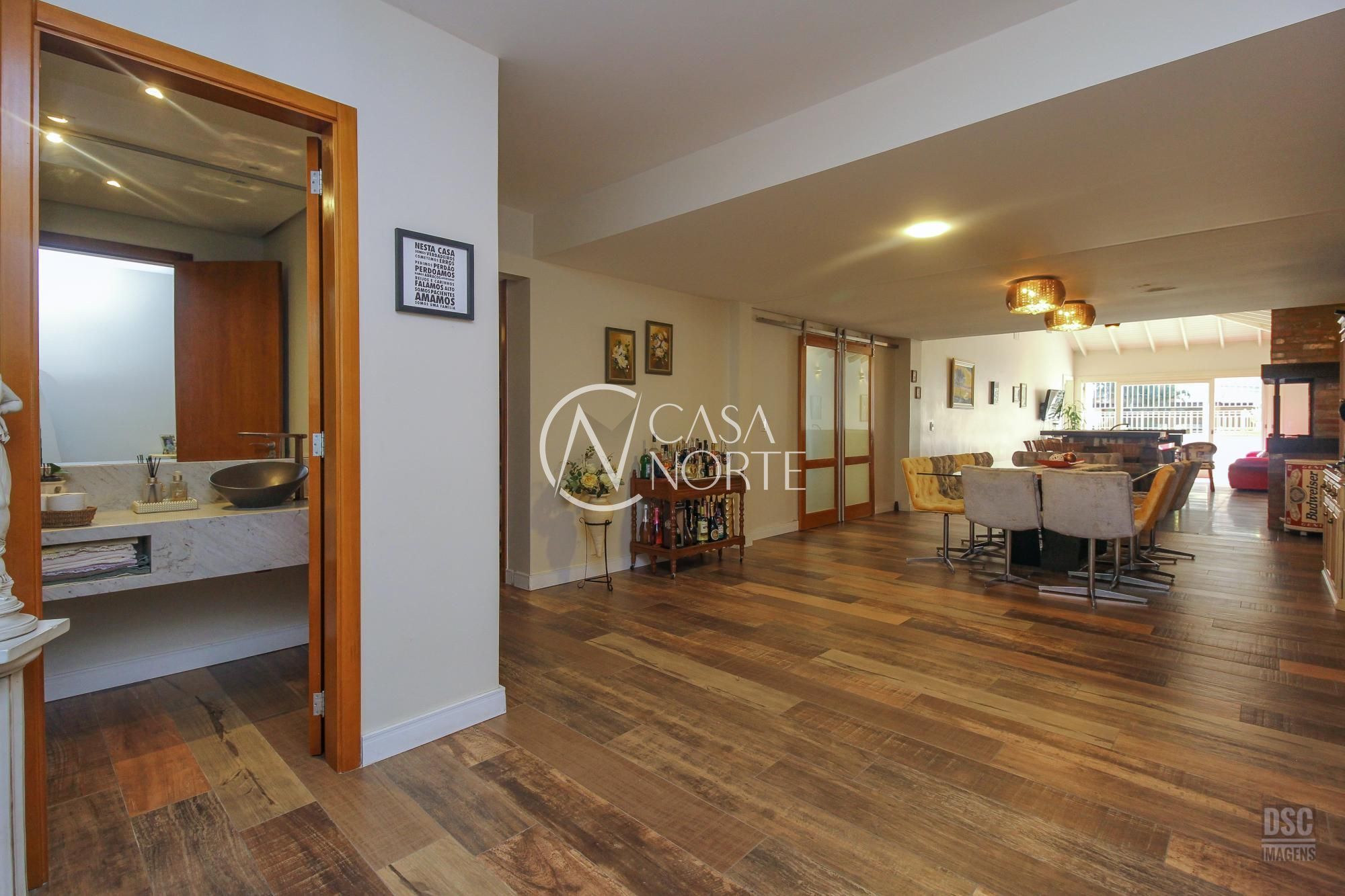 Casa à venda com 3 quartos, 350m², 3 suítes, 6 vagas, Rua Doutor Paulo Franco dos Reis no bairro Boa Vista em Porto Alegre