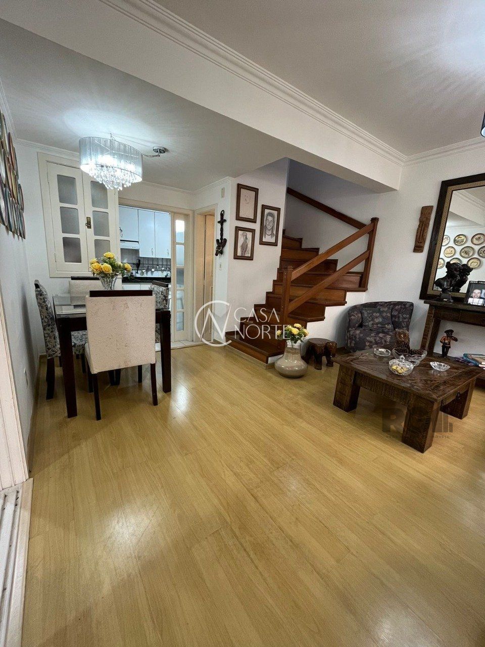 Casa de Condomínio à venda com 3 quartos, 150m², 1 suíte, 1 vaga, Travessa Alfredo Magalhães no bairro Ipanema em Porto Alegre