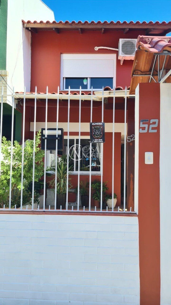 Casa à venda com 3 quartos, 110m², 1 suíte, 2 vagas, Rua José Antônio Chaise no bairro Hípica em Porto Alegre