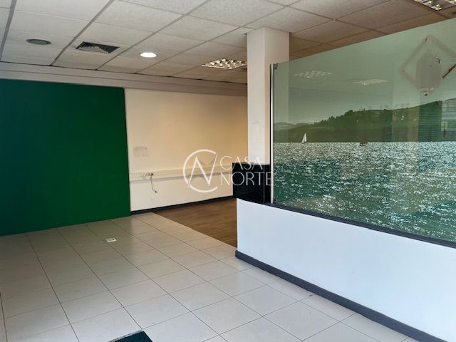 Loja à venda com 3 quartos, 388m², Avenida Wenceslau Escobar no bairro Tristeza em Porto Alegre