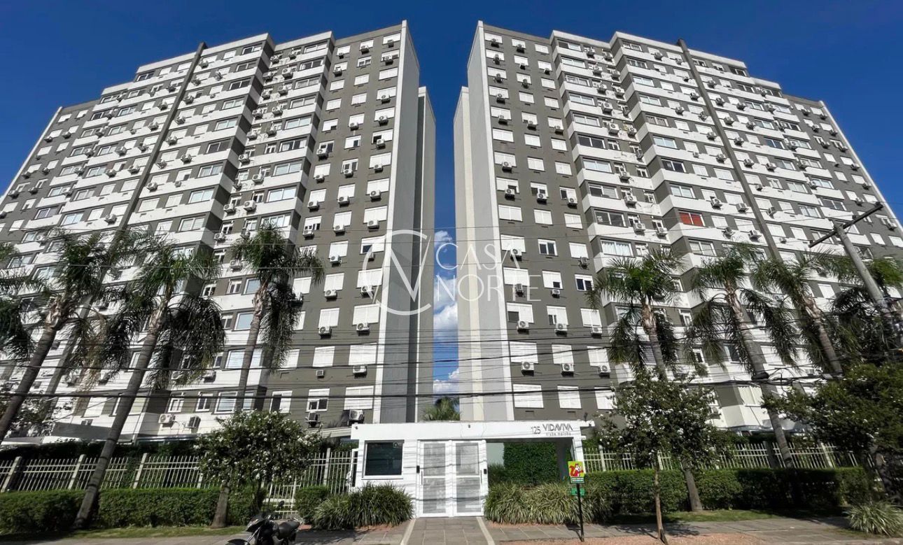 Apartamento à venda com 2 quartos, 59m², 1 suíte, 1 vaga, Rua Augusto Severo no bairro São João em Porto Alegre