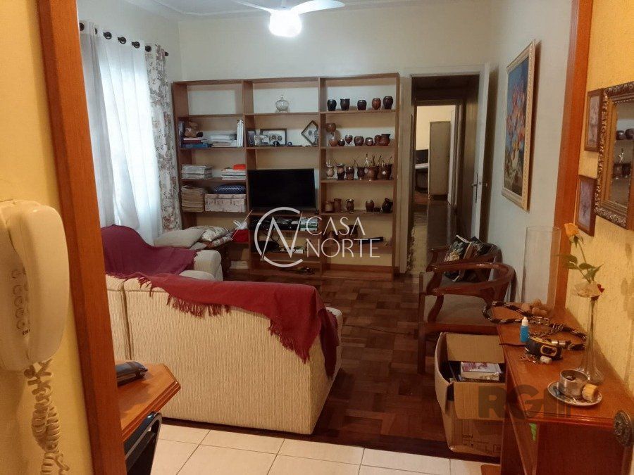 Apartamento à venda com 2 quartos, 74m², 1 suíte, Avenida Senador Salgado Filho no bairro Centro Histórico em Porto Alegre