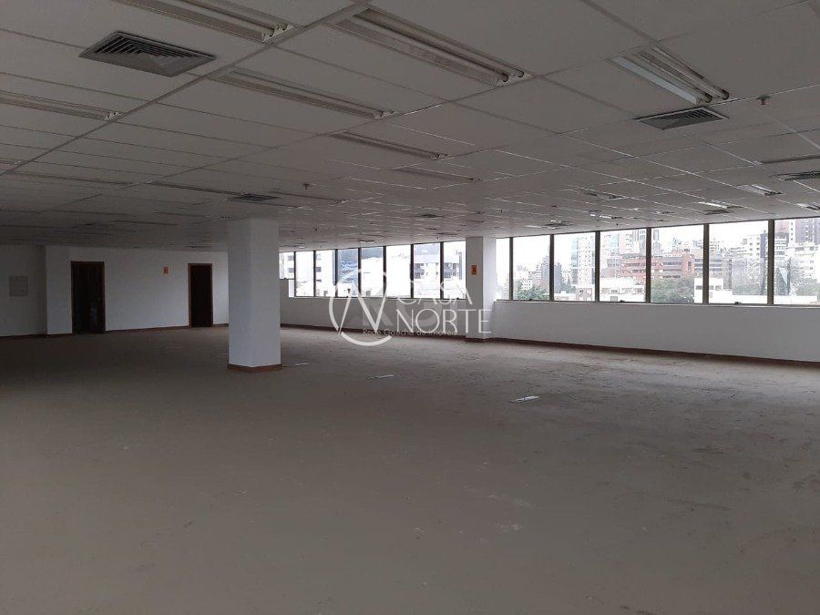 Sala Comercial à venda , 318m², 4 vagas, Avenida Carlos Gomes no bairro Boa Vista em Porto Alegre