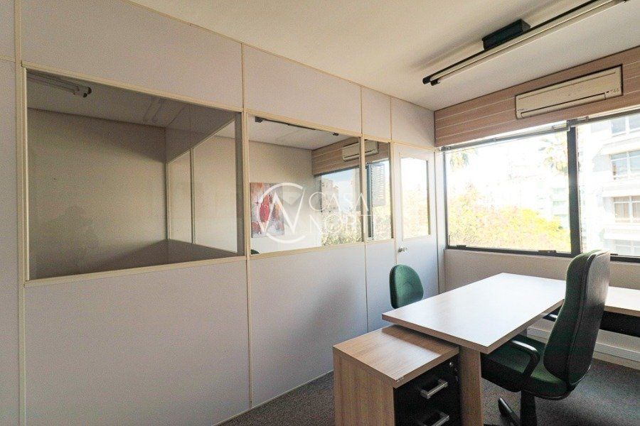 Sala Comercial à venda com 1 quarto, 37m², Avenida Montenegro no bairro Petrópolis em Porto Alegre