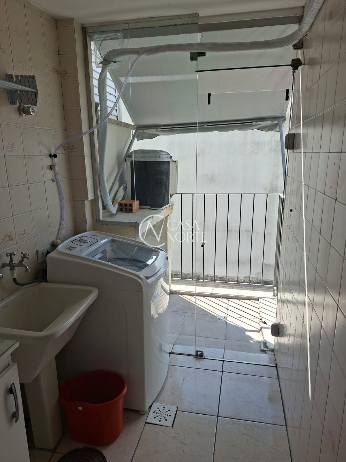 Apartamento à venda com 1 quarto, 41m², 1 vaga, São Manoel no bairro Santana em Porto Alegre