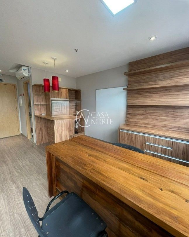 Sala Comercial à venda com 2 quartos, 34m², 1 vaga, Avenida Getúlio Vargas no bairro Menino Deus em Porto Alegre