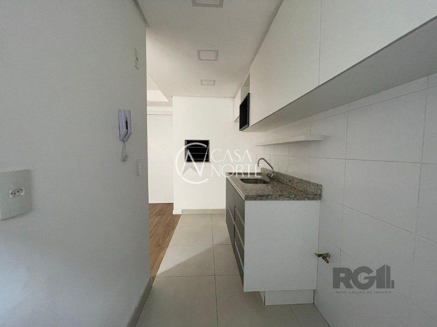 Apartamento à venda com 2 quartos, 59m², 1 suíte, 1 vaga, Rua Luzitana no bairro Higienópolis em Porto Alegre