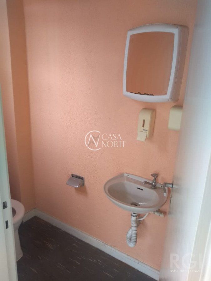 Sala Comercial à venda , 31m², Rua Domingos Rubbo no bairro Cristo Redentor em Porto Alegre