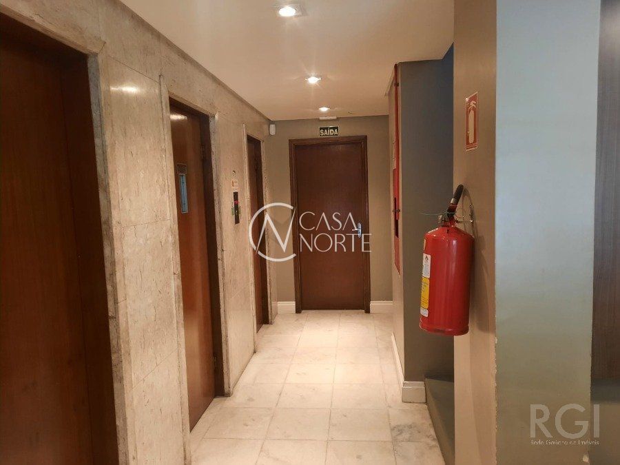 Sala Comercial à venda com 2 quartos, 39m², Rua Luciana de Abreu no bairro Moinhos de Vento em Porto Alegre