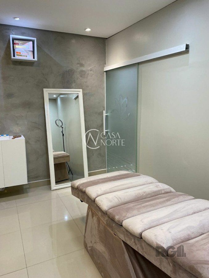 Sala Comercial à venda , 35m², Avenida Erico Verissimo no bairro Menino Deus em Porto Alegre