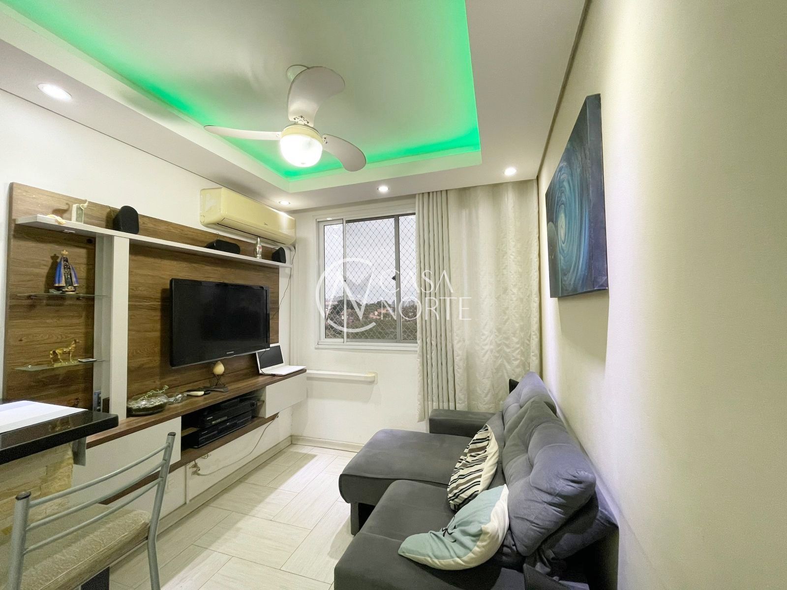 Apartamento à venda com 2 quartos, 48m², 1 vaga, Avenida Engenheiro Francisco Rodolfo Simch no bairro Sarandi em Porto Alegre