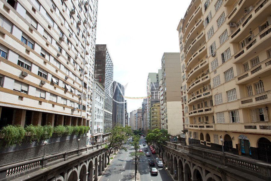 Sala Comercial à venda , 32m², Rua dos Andradas no bairro Centro Histórico em Porto Alegre