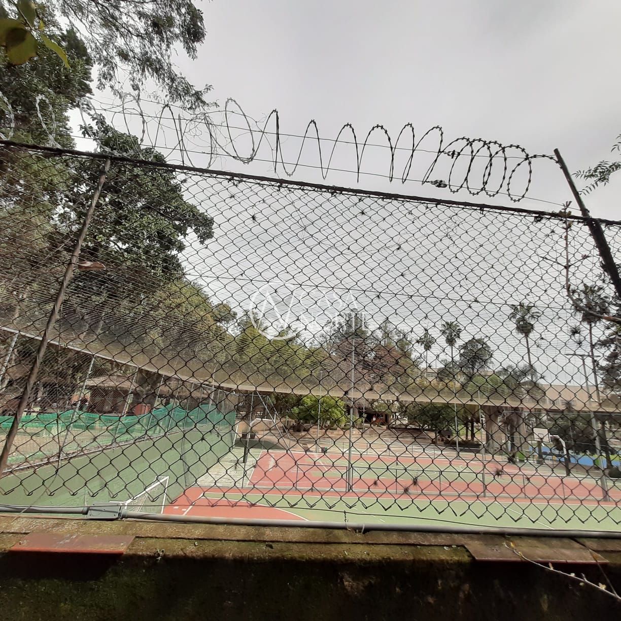 Terreno à venda  com 353m², Rua Honório Silveira Dias no bairro Higienópolis em Porto Alegre