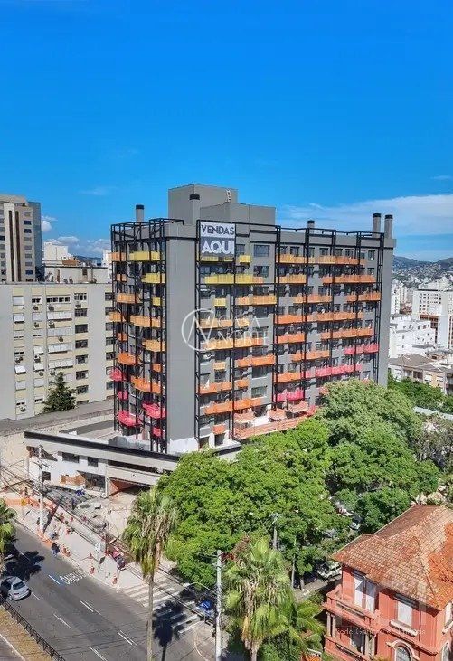 Studio à venda com 1 quarto, 50m², 1 vaga, Avenida Independência no bairro Independência em Porto Alegre