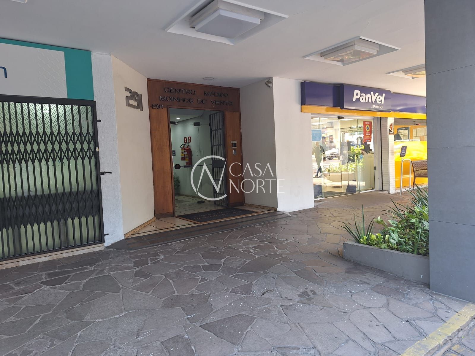 Sala Comercial à venda com 1 quarto, 42m², Rua Mostardeiro no bairro Rio Branco em Porto Alegre