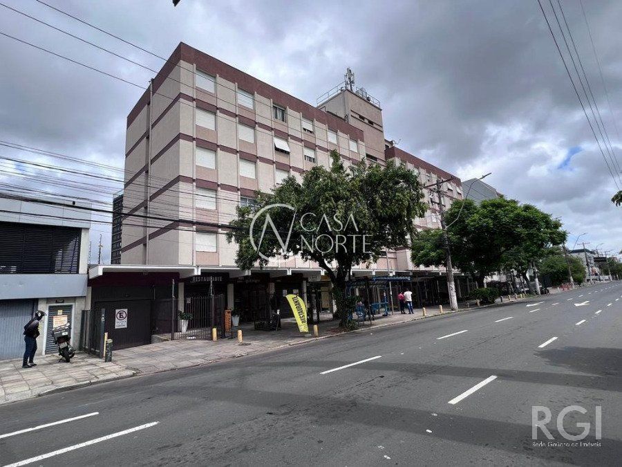 Apartamento à venda com 1 quarto, 32m², Avenida Ipiranga no bairro Azenha em Porto Alegre