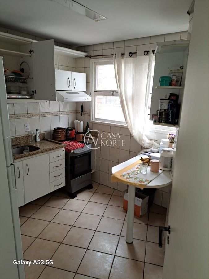 Apartamento à venda com 2 quartos, 95m², 1 suíte, 2 vagas, Rua General Neto no bairro Floresta em Porto Alegre