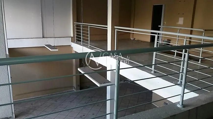 Prédio Comercial à venda com 3 quartos, 493m², 3 vagas, Rua Benjamim Constant no bairro São João em Porto Alegre