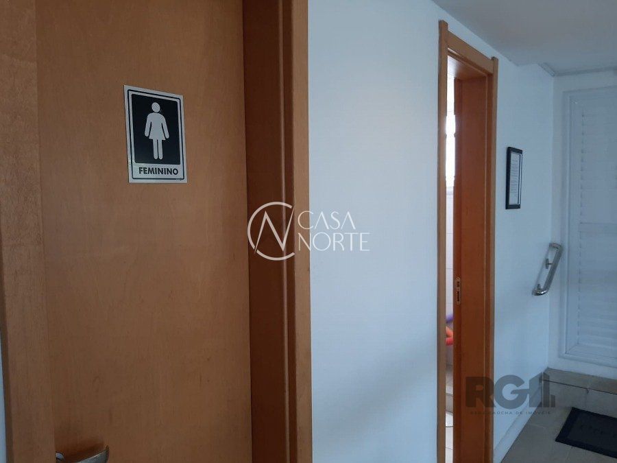 Apartamento à venda com 6 quartos, 175m², 2 suítes, 4 vagas, Rua Vicente da Fontoura no bairro Rio Branco em Porto Alegre