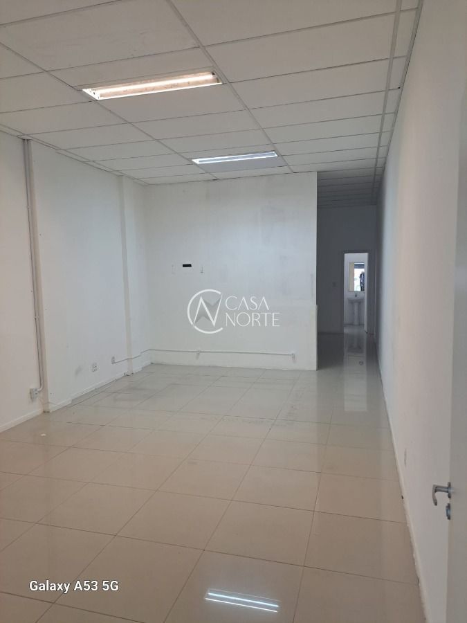 Loja à venda , 108m², Avenida Assis Brasil no bairro Cristo Redentor em Porto Alegre