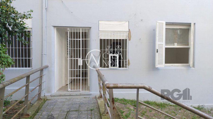 Apartamento à venda com 3 quartos, 56m², Rua Vinte e Quatro de Maio no bairro Centro Histórico em Porto Alegre